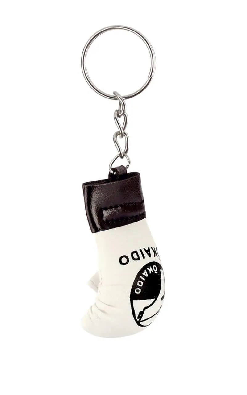 Tokaido mini karatehandschoen sleutelhanger 6 sleutelhanger-mini-handschoenen-karaat-tokaido-wit