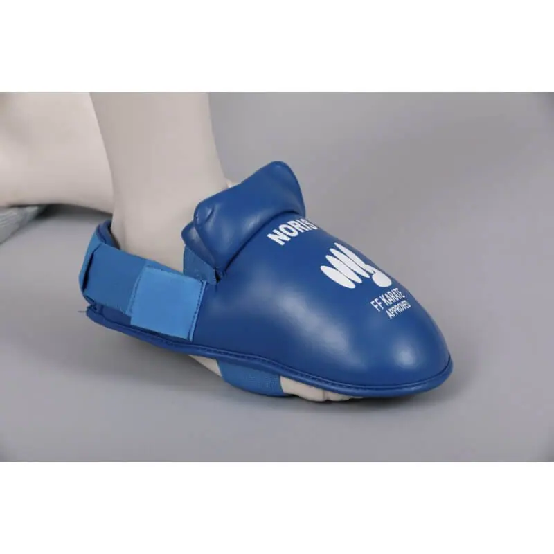 karate-voetbeschermers-noris-ffk-blauw