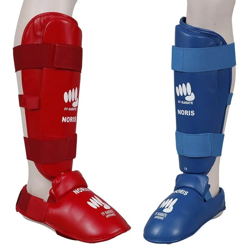 Noris scheen- en voetbeschermers - blauw of rood - FFK