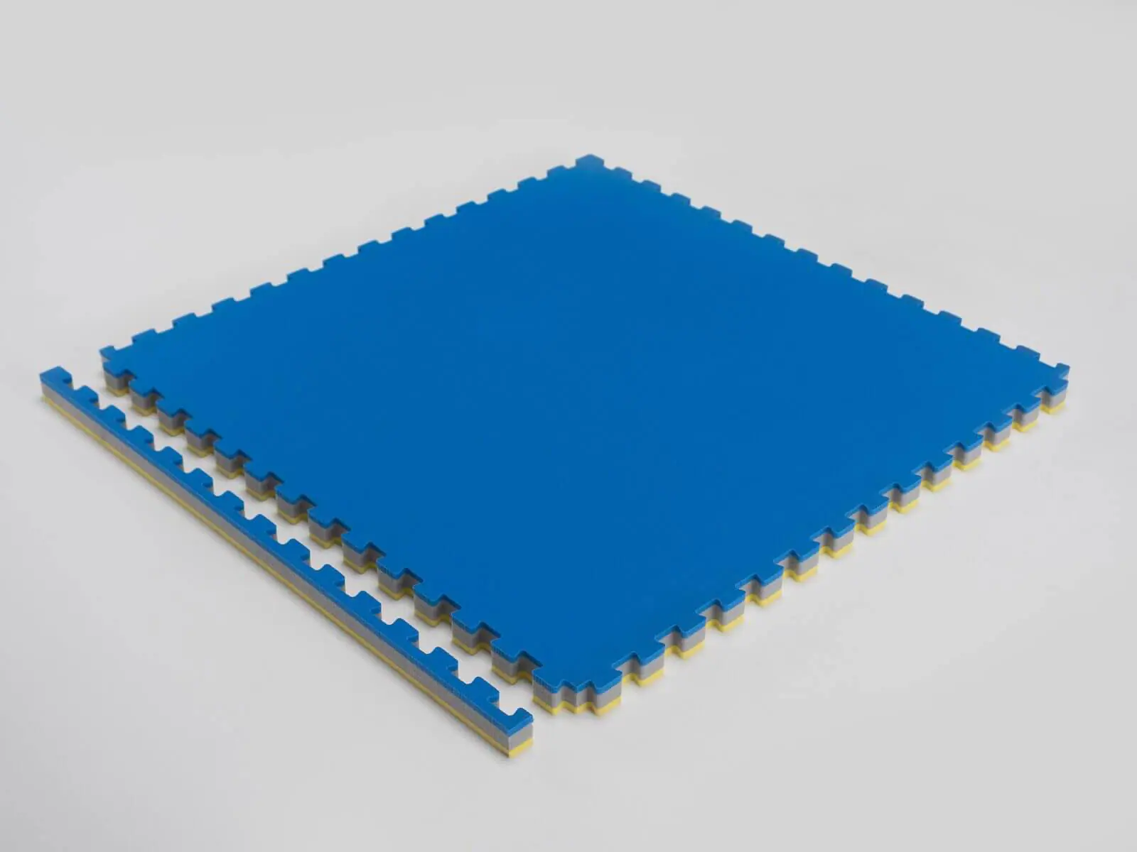 tatami-spel-multiprestatie-puzzel-omkeerbaar-blauw-geel-4-cm-omrand